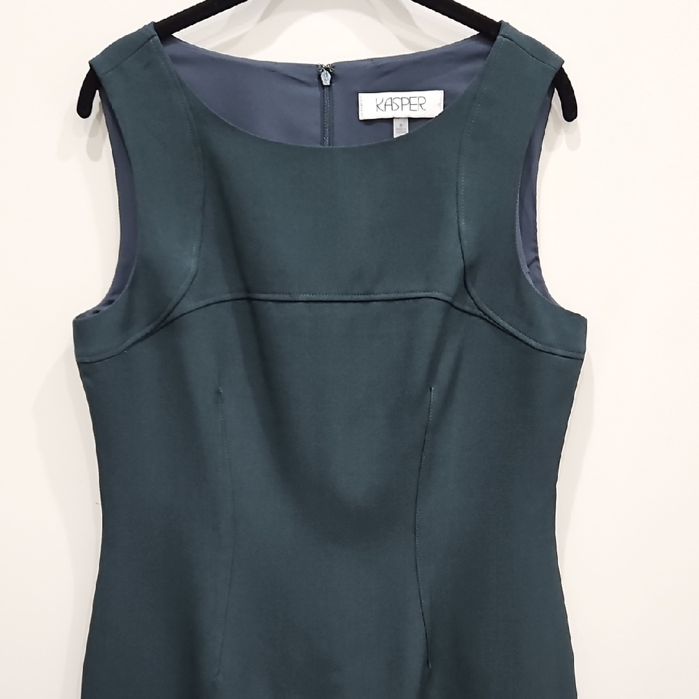 Kasper Dark Green Sleeveless Sheath Dress